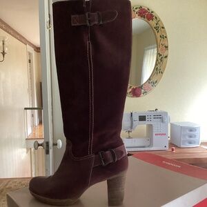 Wonders wine color leather & suede dress boots size 38